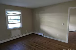 250 Scott Rd, Waterbury, CT 06705 - Photo 4