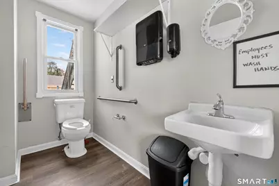 6 Lower Boulevard, New London, CT 06320 - Photo 14