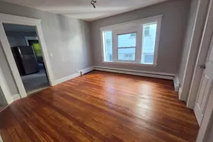46 Plaza Ave, Waterbury, CT 06710 - Photo 6