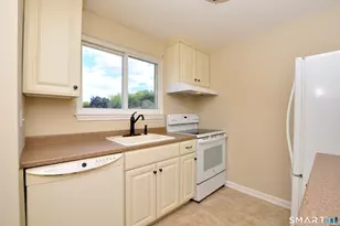 16 Seymour Rd, East Granby, CT 06026 - Photo 4