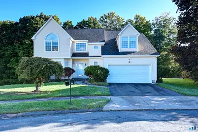 184 Rolling Green, Middletown, CT 06457 - Photo 2