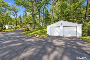 10 Old Waterbury Rd, Middlebury, CT 06762 - Photo 12