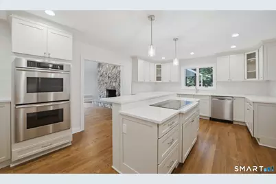21 Deepwood Road, Weston, CT 06883 - Photo 4