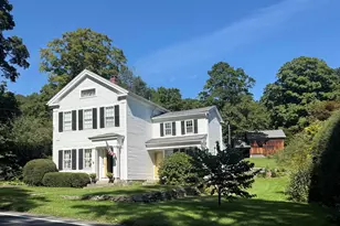10 Weekeepeemee Rd, Woodbury, CT 06798 - Photo 1