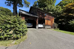 10 Weekeepeemee Rd, Woodbury, CT 06798 - Photo 8