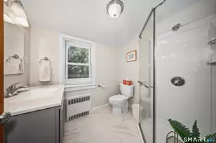 24 Bracewood Rd, Waterbury, CT 06706 - Photo 24