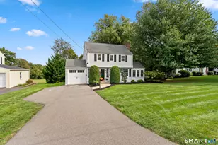 48 Wells Farm Dr, Wethersfield, CT 06109 - Photo 2