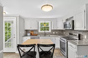 48 Wells Farm Dr, Wethersfield, CT 06109 - Photo 14