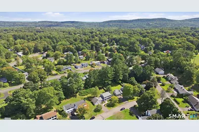 6 Cornfield Road, Simsbury, CT 06070 - Photo 36