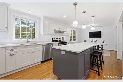 6 Cornfield Road, Simsbury, CT 06070 - Photo 10