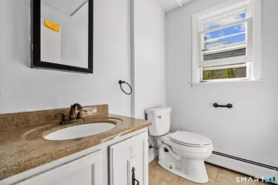 21 Chapman Street, Newington, CT 06111 - Photo 20
