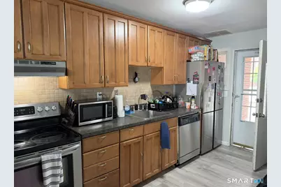 213 West Walk #213, West Haven, CT 06516 - Photo 4