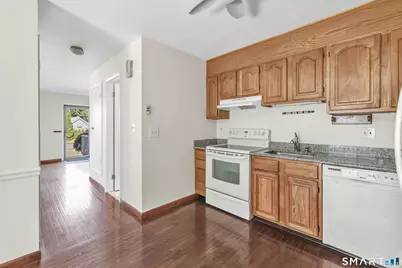 8 Patterson Avenue, Stratford, CT 06614 - Photo 12