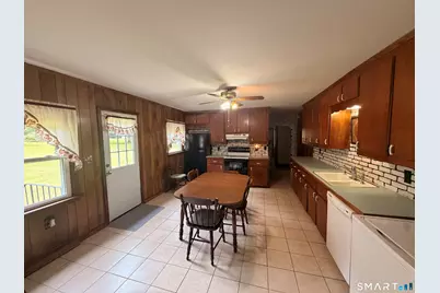117 Pineville Road, Killingly, CT 06241 - Photo 2