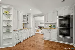 11 Greenbriar Ln, Wilton, CT 06897 - Photo 6