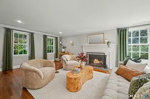 11 Greenbriar Ln, Wilton, CT 06897 - Photo 8