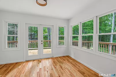 19 Fawn Drive, Woodbridge, CT 06525 - Photo 8