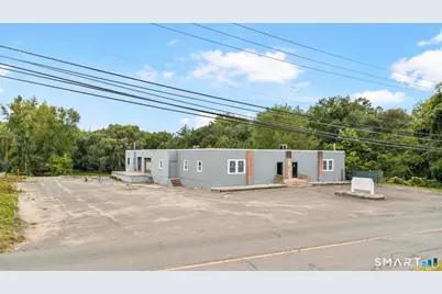 195 West Newberry Road, Bloomfield, CT 06002 - Photo 1