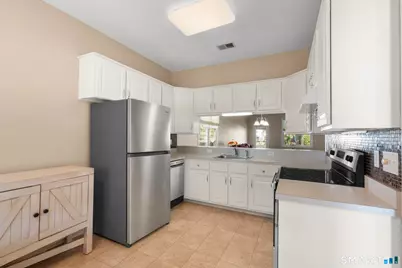 43 Pepper Bush Lane, Newington, CT 06111 - Photo 10