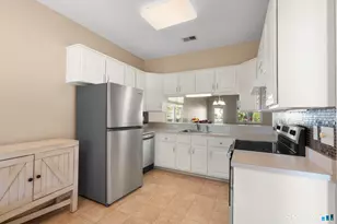 43 Pepper Bush Ln, Newington, CT 06111 - Photo 10