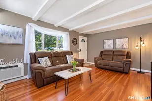 220 Castle Dr, Stratford, CT 06614 - Photo 4