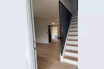 85 Pershing Street, Hartford, CT 06112 - Photo 6