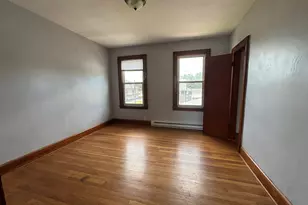 81 Chambers St, Waterbury, CT 06708 - Photo 10