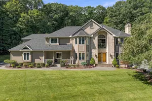 16 Mountaincrest Dr, Cheshire, CT 06410 - Photo 2