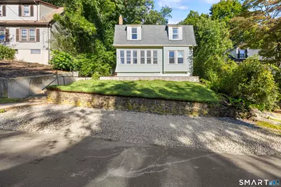 33 Monroe Street, Shelton, CT 06484 - Photo 2