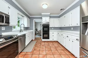 163 Kellogg Dr, Wilton, CT 06897 - Photo 6