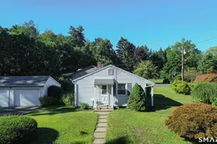 17 Edward St, Enfield, CT 06082 - Photo 2