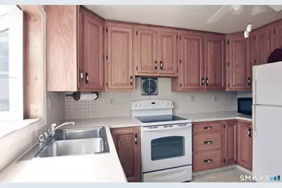181 Hobart Avenue, Greenwich, CT 06831 - Photo 18
