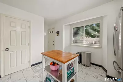 1561 East Main Street #10, Meriden, CT 06450 - Photo 20