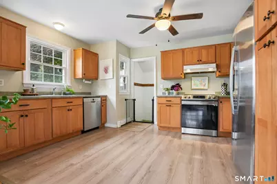 45 Bayview Avenue, Groton, CT 06340 - Photo 6