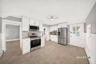 274 Park St, Bridgeport, CT 06608 - Photo 1