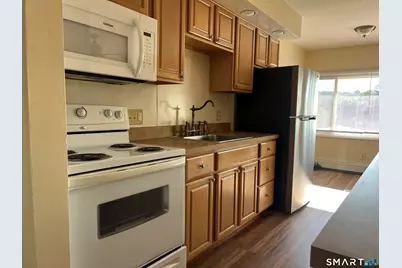 32 Sigwin Circle #32, Wallingford, CT 06492 - Photo 14