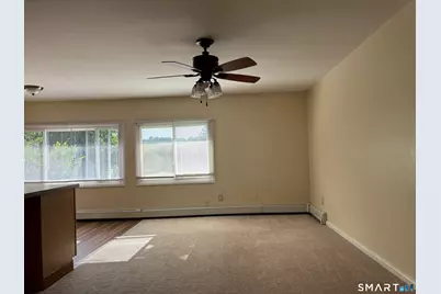 32 Sigwin Circle #32, Wallingford, CT 06492 - Photo 10