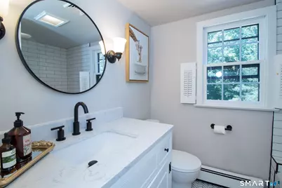 31 Old Barn Road, Trumbull, CT 06611 - Photo 20
