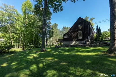 31 Old Barn Road, Trumbull, CT 06611 - Photo 34