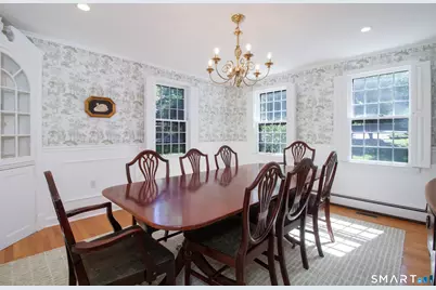 31 Old Barn Road, Trumbull, CT 06611 - Photo 14