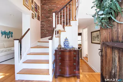 31 Old Barn Road, Trumbull, CT 06611 - Photo 12