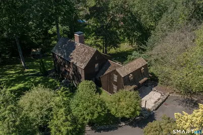 31 Old Barn Road, Trumbull, CT 06611 - Photo 1