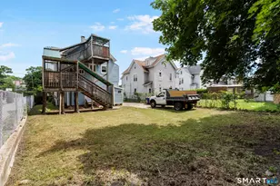 23 Robinson St, Waterbury, CT 06704 - Photo 28