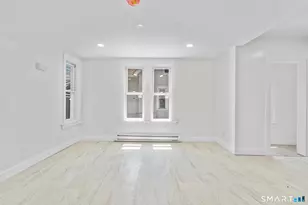23 Robinson St, Waterbury, CT 06704 - Photo 8