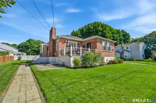 69 Niantic River Rd, Waterford, CT 06385 - Photo 28