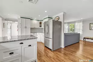 45 Dahl Ave, Stratford, CT 06614 - Photo 12