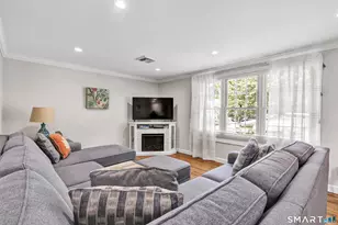 45 Dahl Ave, Stratford, CT 06614 - Photo 10