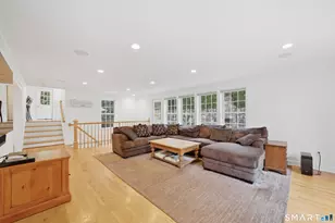 30 Idlewood Pl, Stamford, CT 06905 - Photo 12