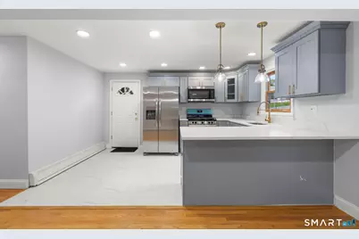 500 Woodlawn Ave Extension, Bridgeport, CT 06606 - Photo 12