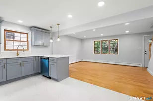 500 Woodlawn Ave Ext, Bridgeport, CT 06606 - Photo 14